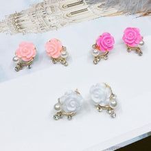 Load image into Gallery viewer, Exaggerated Rose Flower Imitation Pearl Crystal Earrings