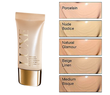 Load image into Gallery viewer, Avon Luxe Cashmere Complexion 2 in 1 Mattifying Foundation & Base SPF 15