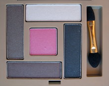 Load image into Gallery viewer, Avon Luxe Black Tie Eyeshadow Palette