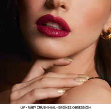 Load image into Gallery viewer, Avon Sparkling Crystals Nail Enamel - 10ml