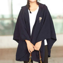 Load image into Gallery viewer, Crystal Flower Brooch