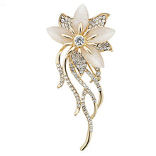 Load image into Gallery viewer, Crystal Flower Brooch