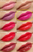 Load image into Gallery viewer, Avon Mark. Liquid Lip Lacquer Shine SPF 15