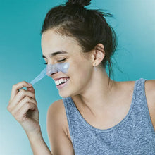 Load image into Gallery viewer, Avon Clearskin Blackhead Clearing Liquid Extraction Strip - 30ml