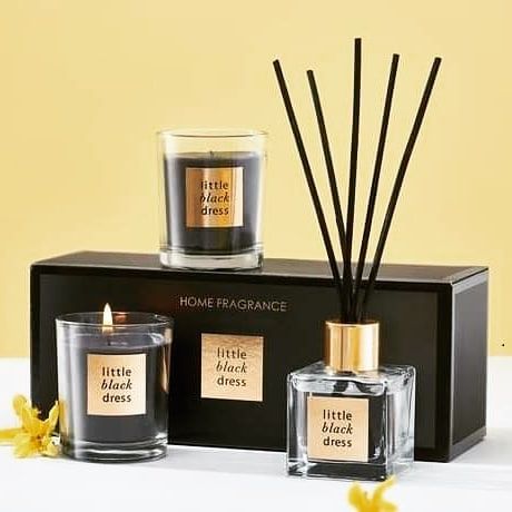 Avon Little Black Dress Home Fragrance Gift Set (diffuser + 2 candles)