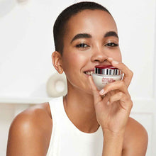 Load image into Gallery viewer, Avon Anew Reversalist Day Perfecting Cream SPF25 Travel Size - 15ml
