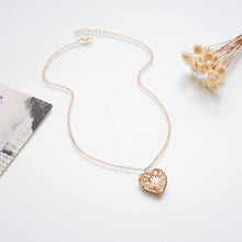 Load image into Gallery viewer, Necklace Pendant Heart Pendant Slot Photo Frame
