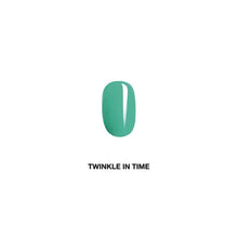 Load image into Gallery viewer, Avon Pro Colour In 60 Seconds Nail Enamel - 10ml

